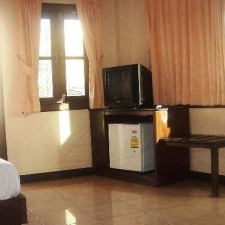 Hotel Sea Princess Patong Bagian luar foto