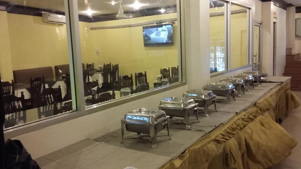 Hotel Sea Princess Patong Bagian luar foto
