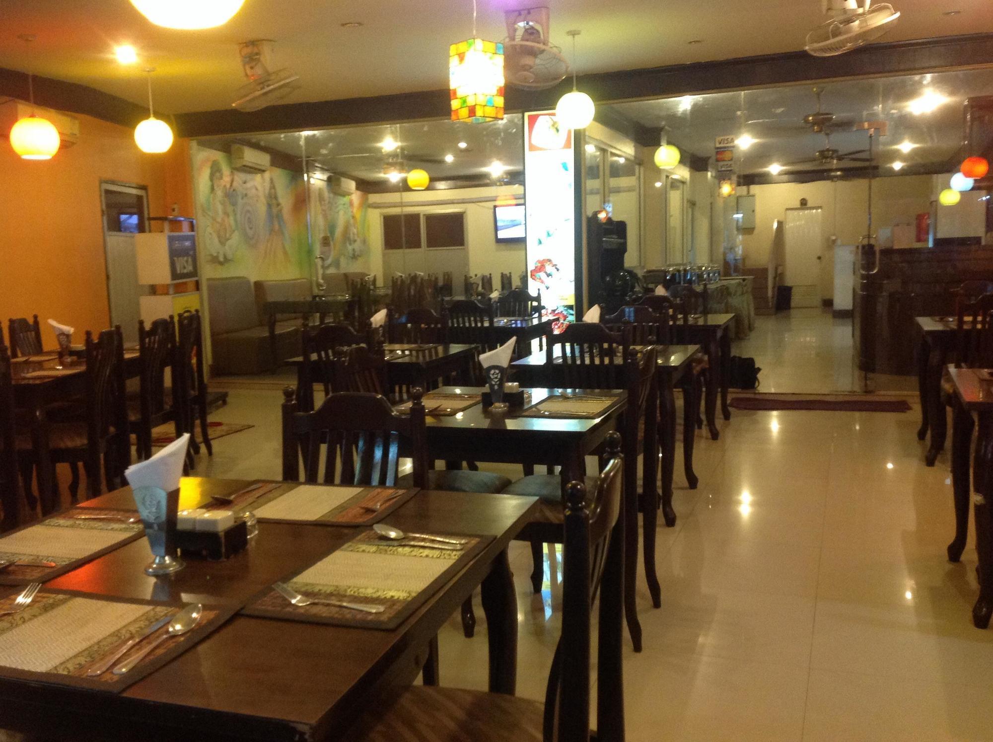 Hotel Sea Princess Patong Bagian luar foto