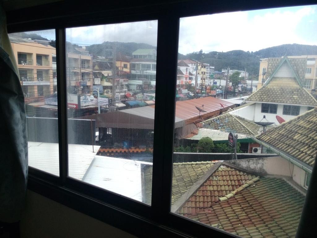 Hotel Sea Princess Patong Bagian luar foto