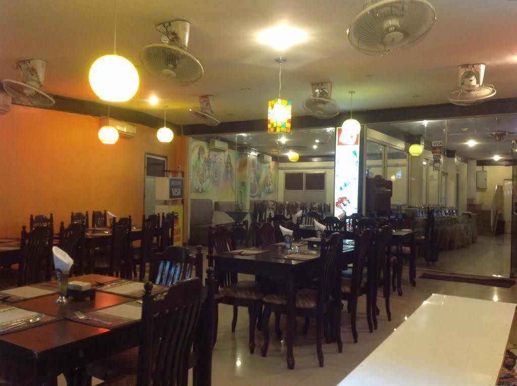 Hotel Sea Princess Patong Bagian luar foto